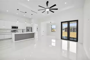 204 NW 18th Ave, Cape Coral, FL 33993 - Photo 6