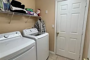 17533 Holly Oak Ave, Fort Myers, FL 33967 - Photo 4