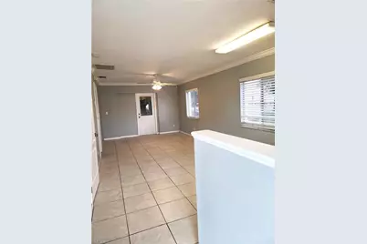 1014 Country Club Blvd #2, Cape Coral, FL 33990 - Photo 8