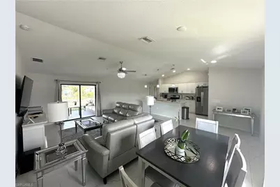 3710 38th St SW, Lehigh Acres, FL 33976 - Photo 8