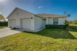 844 SW 39th Terrace, Cape Coral, FL 33914 - Photo 2