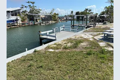 32 Nancy Ln, Fort Myers Beach, FL 33931 - Photo 2