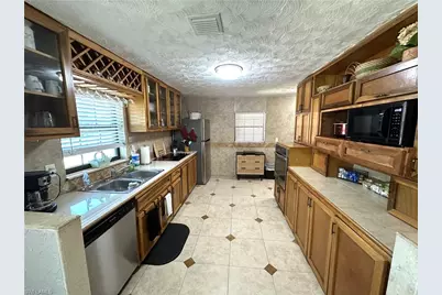 507 Coolidge Ave, Lehigh Acres, FL 33936 - Photo 6