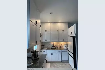 28053 Sunset Dr, Bonita Springs, FL 34134 - Photo 32