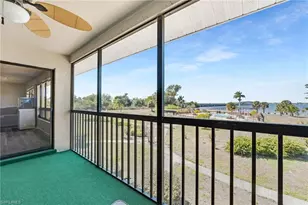 12498 Riverside Dr, Fort Myers, FL 33919 - Photo 14