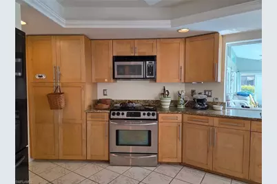 1926 SE 10th Pl, Cape Coral, FL 33990 - Photo 16