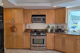 1926 SE 10th Pl, Cape Coral, FL 33990 - Photo 16