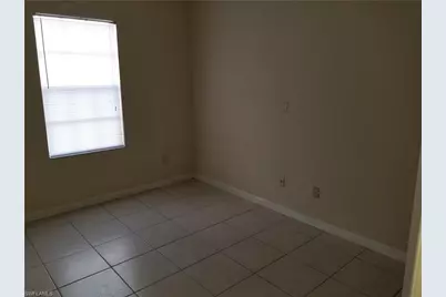 251 SW 4th St, Cape Coral, FL 33991 - Photo 4