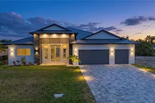 816 NW 39th Ave, Cape Coral, FL 33993 - Photo 2