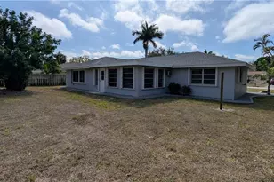 1329 Oaklawn Ct, Fort Myers, FL 33919 - Photo 24