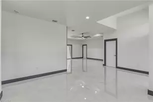 442 Mercedes Ct, Lehigh Acres, FL 33972 - Photo 36