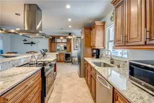 1122 El Dorado Pkwy E, Cape Coral, FL 33904 - Photo 16