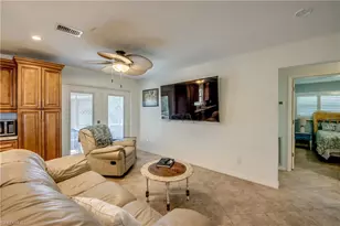 1122 El Dorado Pkwy E, Cape Coral, FL 33904 - Photo 22