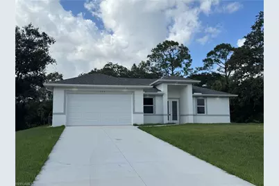 1304 Andover Dr, Labelle, FL 33935 - Photo 1