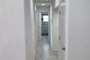 11460 Summerwinds Ct, Fort Myers, FL 33908 - Photo 10