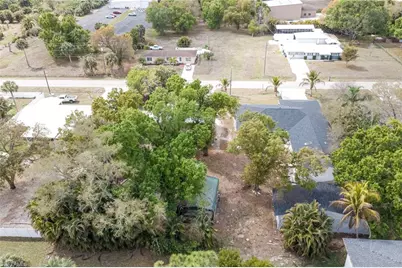 1672 Many Rd, North Fort Myers, FL 33903 - Photo 2