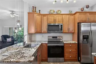 15441 Bellamar Cir, Fort Myers, FL 33908 - Photo 6