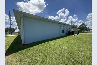 4402 Douglas Ln, Lehigh Acres, FL 33973 - Photo 6