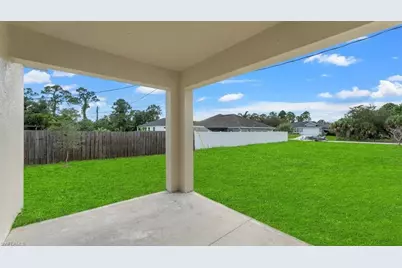 1005 W 11th St, Lehigh Acres, FL 33972 - Photo 14
