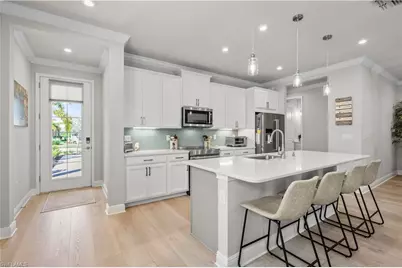 10357 Bonavie Cove Dr, Fort Myers, FL 33966 - Photo 4