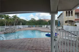 8521 Oakshade Cir, Fort Myers, FL 33919 - Photo 12