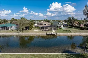 1819 SW 6th Ave, Cape Coral, FL 33991 - Photo 4