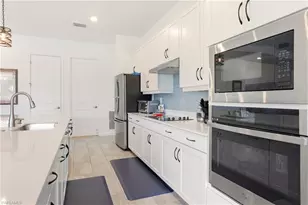 13991 Binghampton Dr N, Fort Myers, FL 33905 - Photo 12