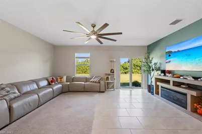 19972 Green Pasture Rd, Lehigh Acres, FL 33974 - Photo 8