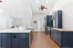 1377 Coconut Dr, Fort Myers, FL 33901 - Photo 4