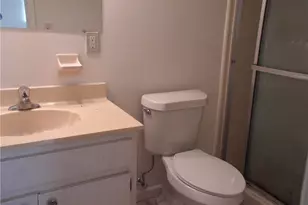 242 S Lake Dr, Lehigh Acres, FL 33936 - Photo 10