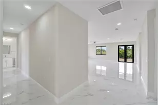 617 Chestnut St E, Lehigh Acres, FL 33974 - Photo 18