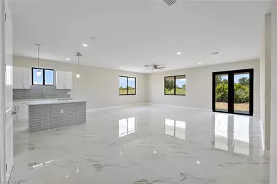 617 Chestnut St E, Lehigh Acres, FL 33974 - Photo 40