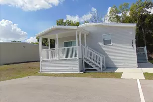 1445 N Bridge St, Labelle, FL 33935 - Photo 1