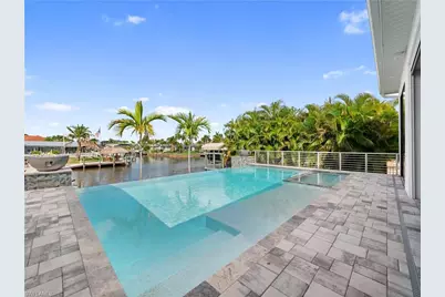 1021 Lucerne Ave, Cape Coral, FL 33904 - Photo 14