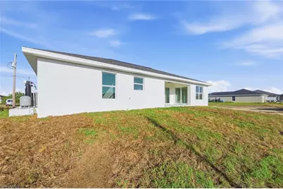2105 NE 1st Ave, Cape Coral, FL 33909 - Photo 10