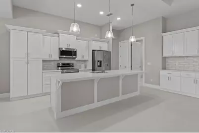 3419 SW 5th Pl, Cape Coral, FL 33993 - Photo 6