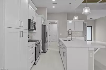 3419 SW 5th Pl, Cape Coral, FL 33993 - Photo 10