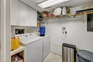 4821 S Landings Dr, Fort Myers, FL 33919 - Photo 32