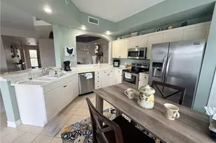 10510 Amiata Way, Fort Myers, FL 33913 - Photo 6