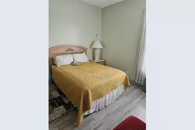 1324 SE 5th Pl, Cape Coral, FL 33990 - Photo 16