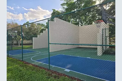 15036 Cloverdale Dr, Fort Myers, FL 33919 - Photo 44