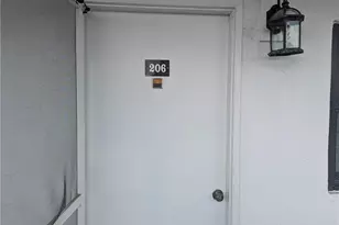 1747 Pebble Beach Dr, Fort Myers, FL 33907 - Photo 10