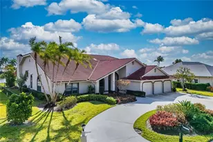 6896 Erin Marie Ct, Fort Myers, FL 33919 - Photo 8