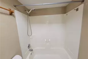 7752 Tamara Lee Ct, Fort Myers, FL 33907 - Photo 10