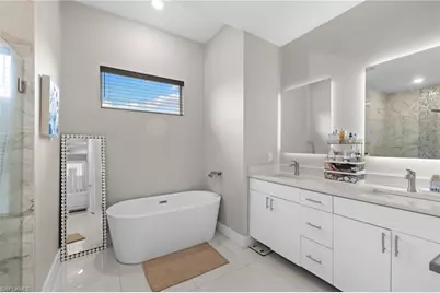 2605 30th St SW, Lehigh Acres, FL 33976 - Photo 6