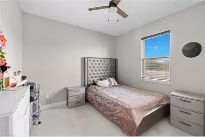 2605 30th St SW, Lehigh Acres, FL 33976 - Photo 8