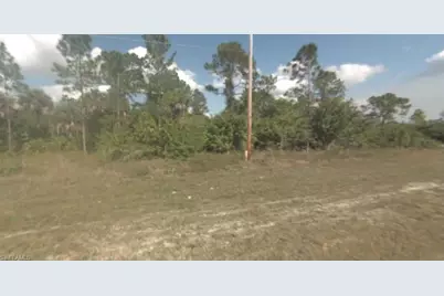 1245 Sunrise Blvd, Lehigh Acres, FL 33974 - Photo 2