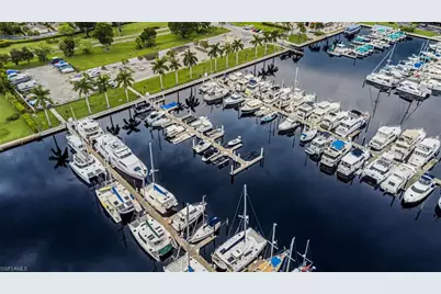 525 Newport Dr, Naples, FL 34114 - Photo 20
