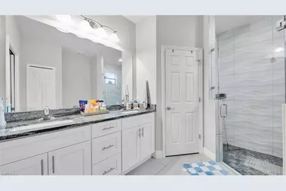 221 Chiquita Blvd N, Cape Coral, FL 33993 - Photo 18