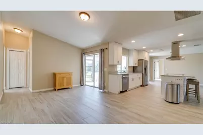 1128 SE 29th Ter, Cape Coral, FL 33904 - Photo 10